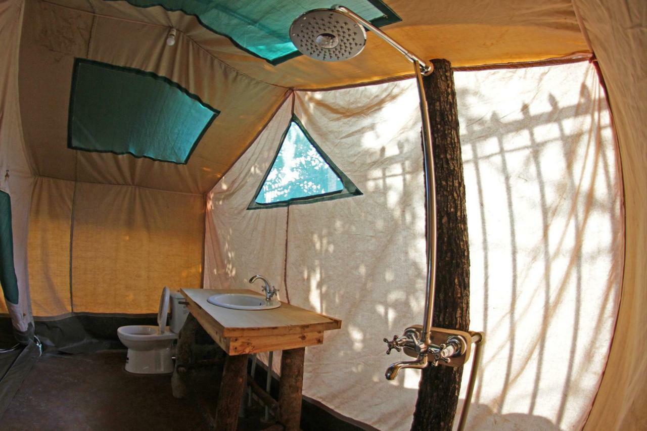Bed and Breakfast Kara-Tunga Safari Camp Moroto Zewnętrze zdjęcie